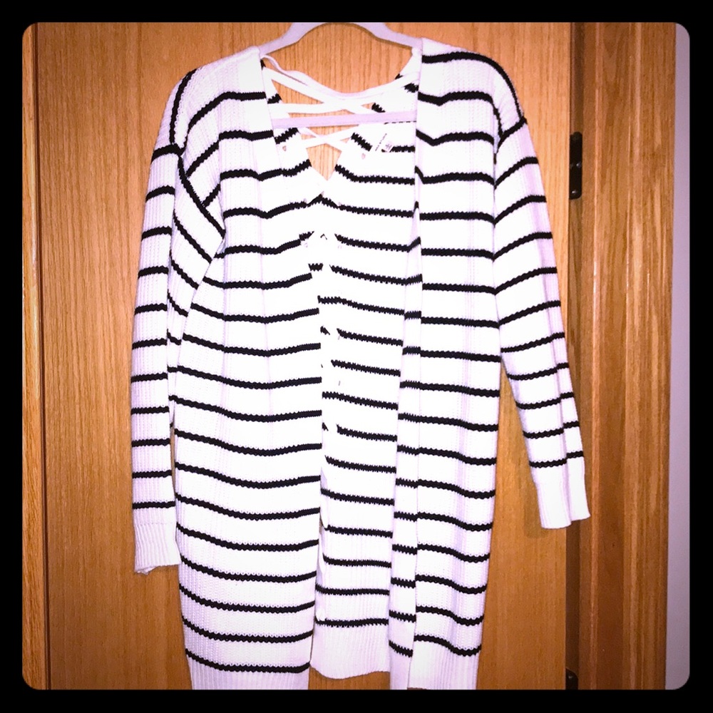 Long cardigan Max Studio. Stripe